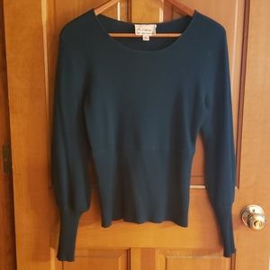 Linea by Louis Dell'Olio